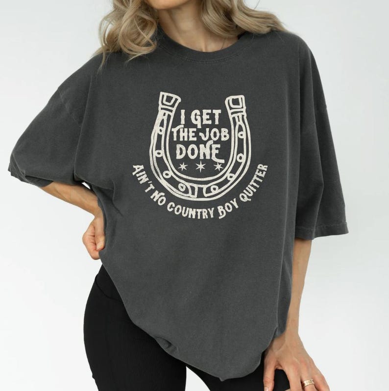 The Giver Shirt Ain’T No Country Boy Quitter Chappell Midwest Princess Fan Shirt