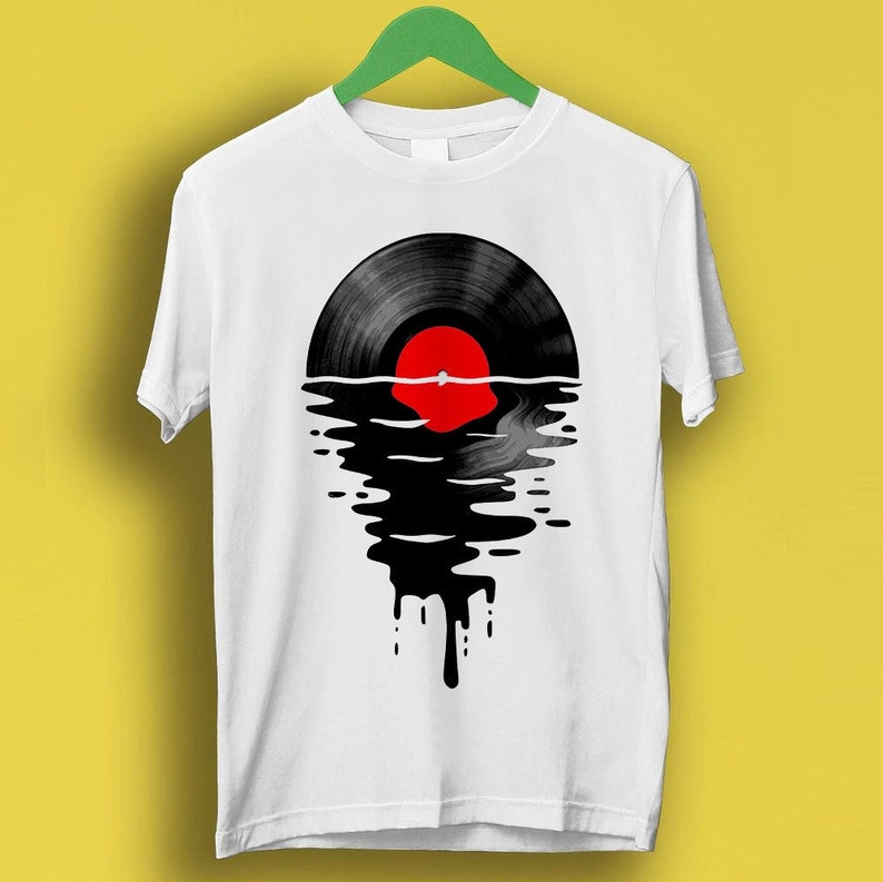 Melting Vinly Dripping Cool Record Dj Meme Gift Funny Shirt Style Cult Movie Music Shirt P84