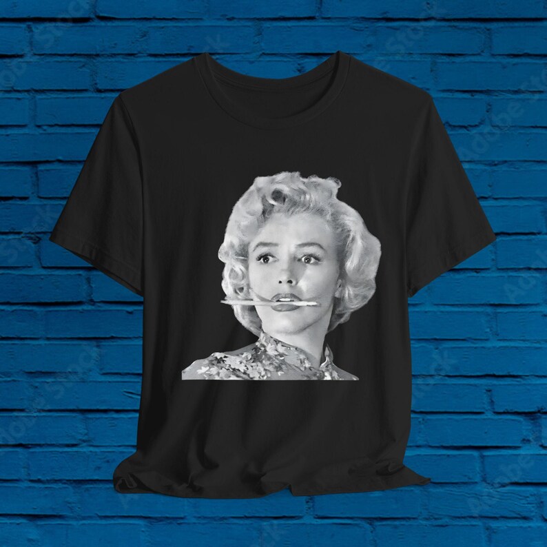 Marilyn Monroe Rare Photo Frank Sinatra Shirt